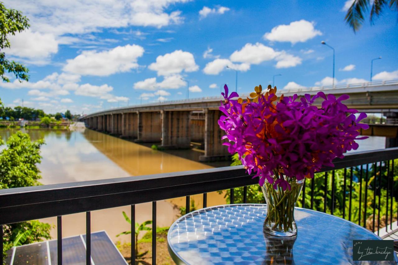 Home By The Bridge Hotel 甘烹碧 外观 照片